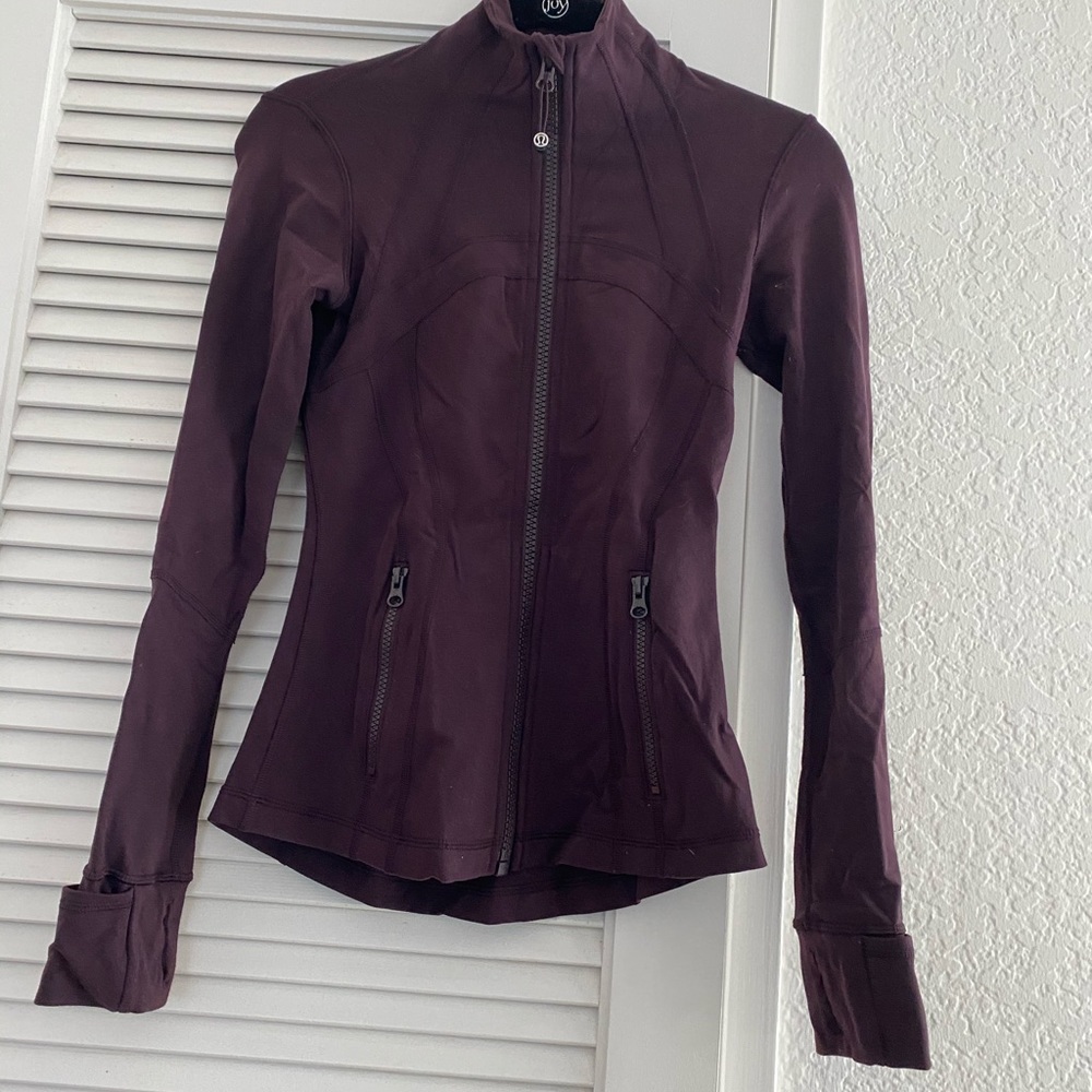 Lululemon Define Jacket. Deep Plum. Size 2! Beautiful color!